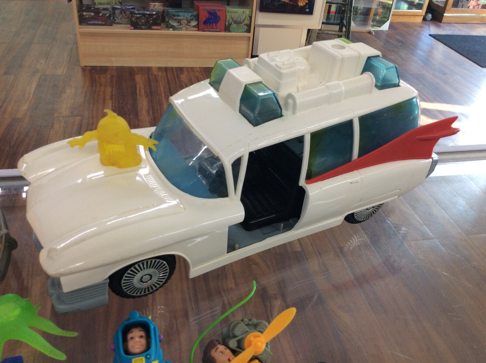 Vintage 1980s Kenner Ghostbusters Action Figure Vehicle And Accessory Lot Used