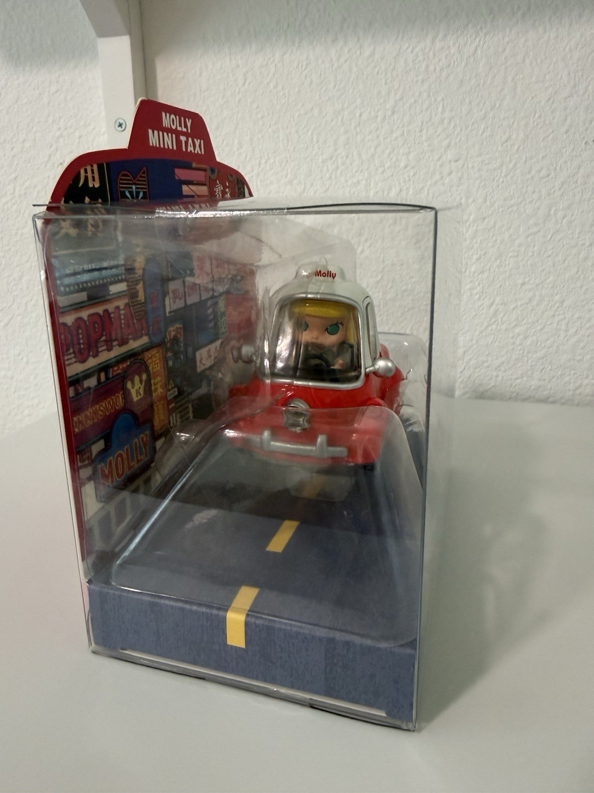 Molly Mini Taxi – Pop Mart x Kennyswork