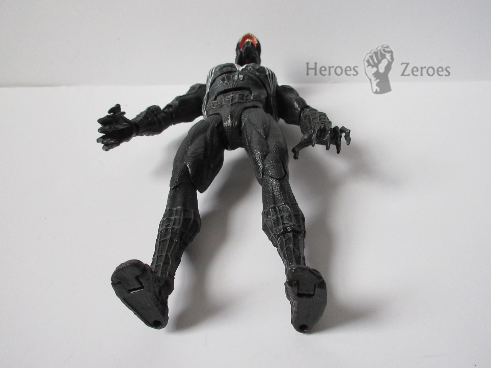 Marvel Spider-Man 3 Unleashed 360 VENOM 8-in Action Figure Complete with Stand