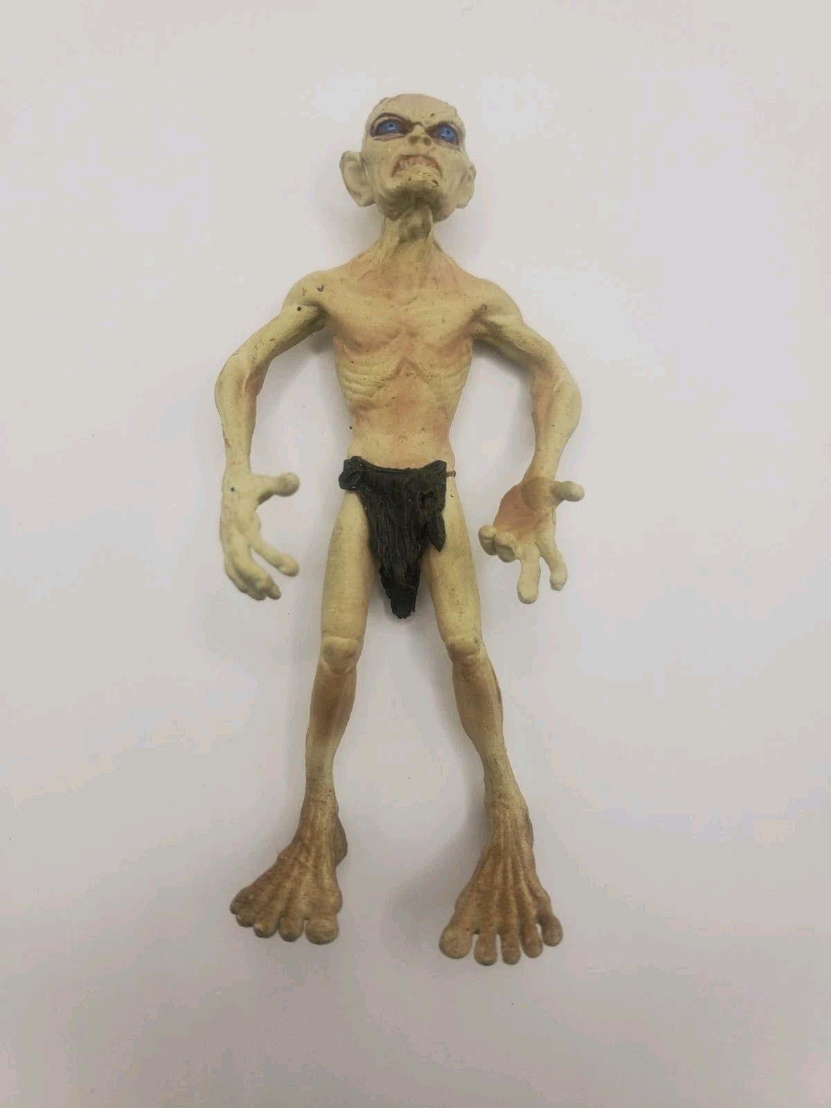 2003 THE LORD OF THE RINGS GOLLUM BENDYFIGS POSEABLE – LOOSE