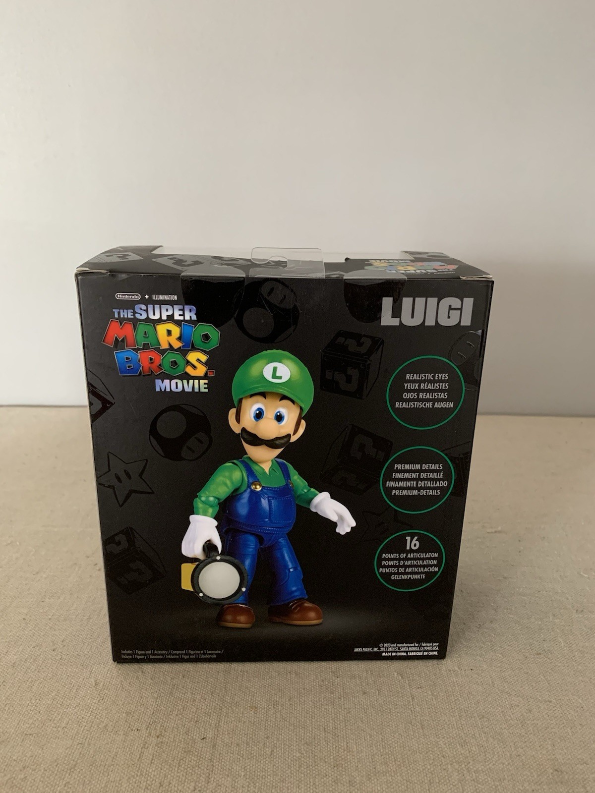 SUPER MARIO BROS MOVIE – Luigi Action Figure w/Flashlight + Yoshi Figure *READ*