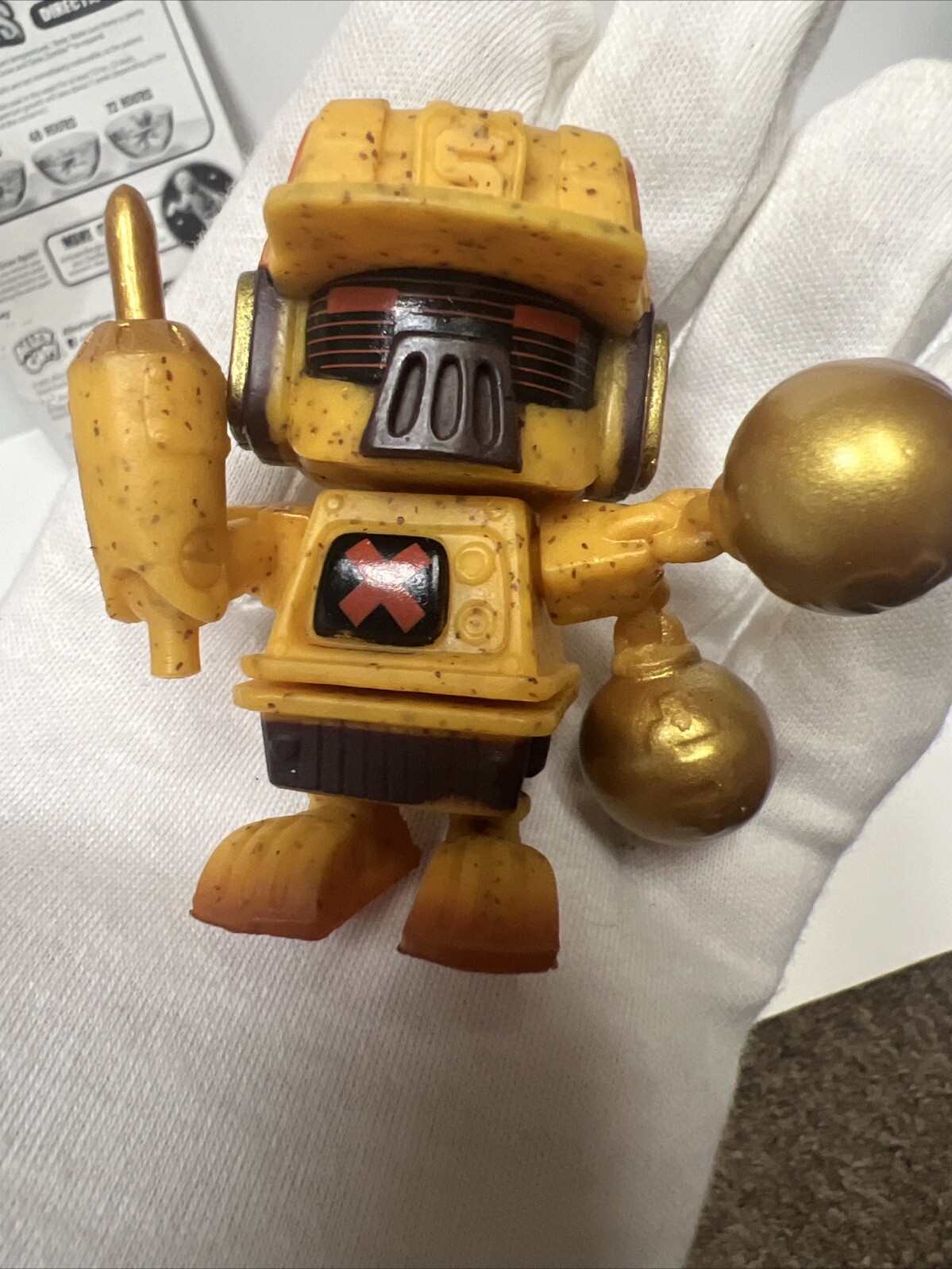 Treasure X Robots Gold Mini Bot- X-Cavator (Splatter Finish)