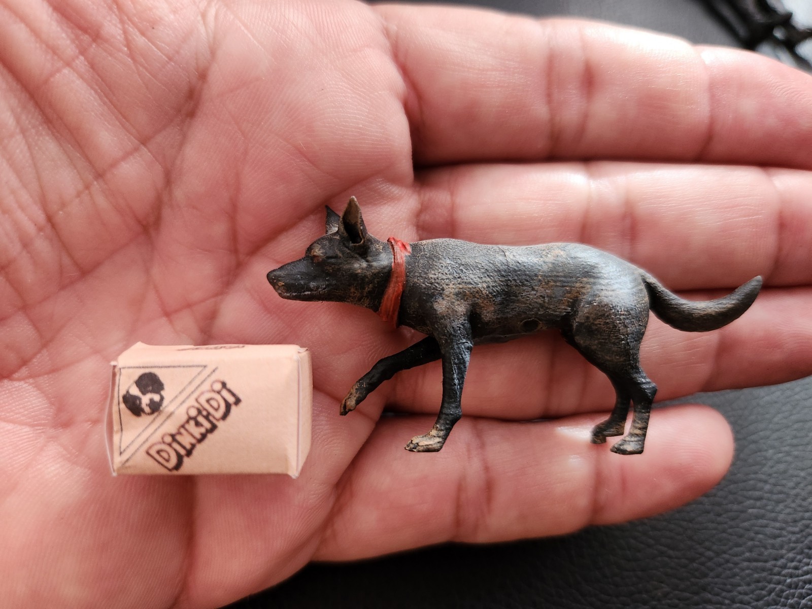 Mad Max 2 (with Dog) Painted Figures SET 1/18 Scale Diorama (Handmade Accessory)