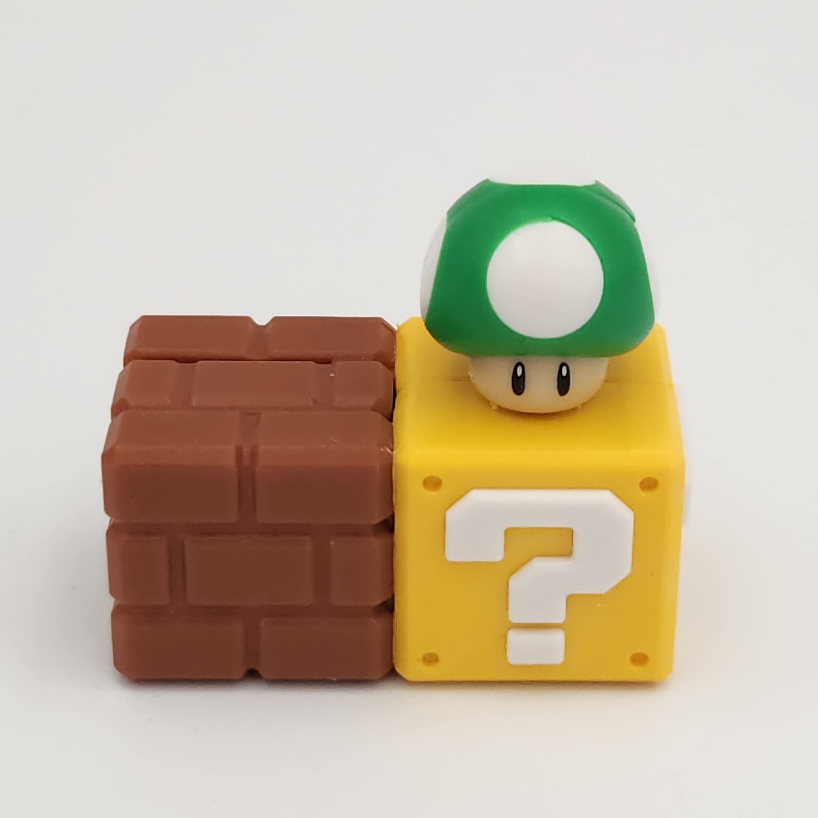1-Up Green Mushroom Display – Kinder Joy VQ422A – Super Mario Bros, Nintendo