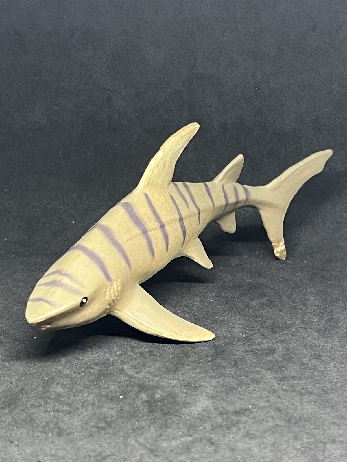 TIGER SHARK made in CHINA – 6.5&Prime; long – Plastic Figurine A4