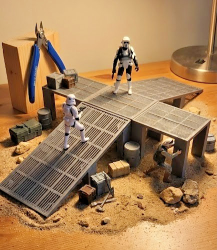1:18 Scale 5-Piece Modular Industrial Ramp & Platform Set Diorama 4 inch Figures