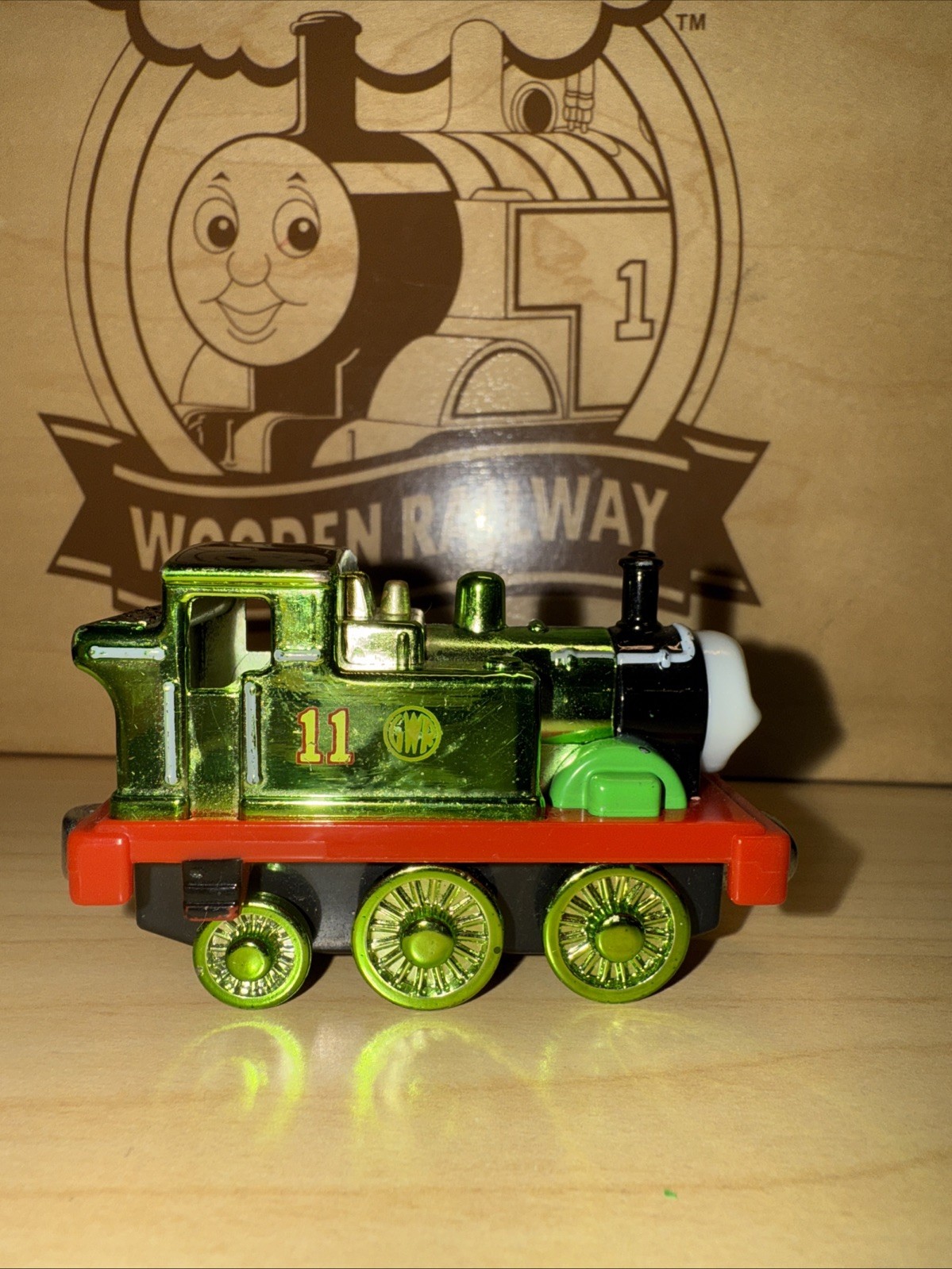 METALLIC OLIVER ! THOMAS FRIENDS TRAIN Diecast TAKE N PLAY ALONG SHINY LIMITED