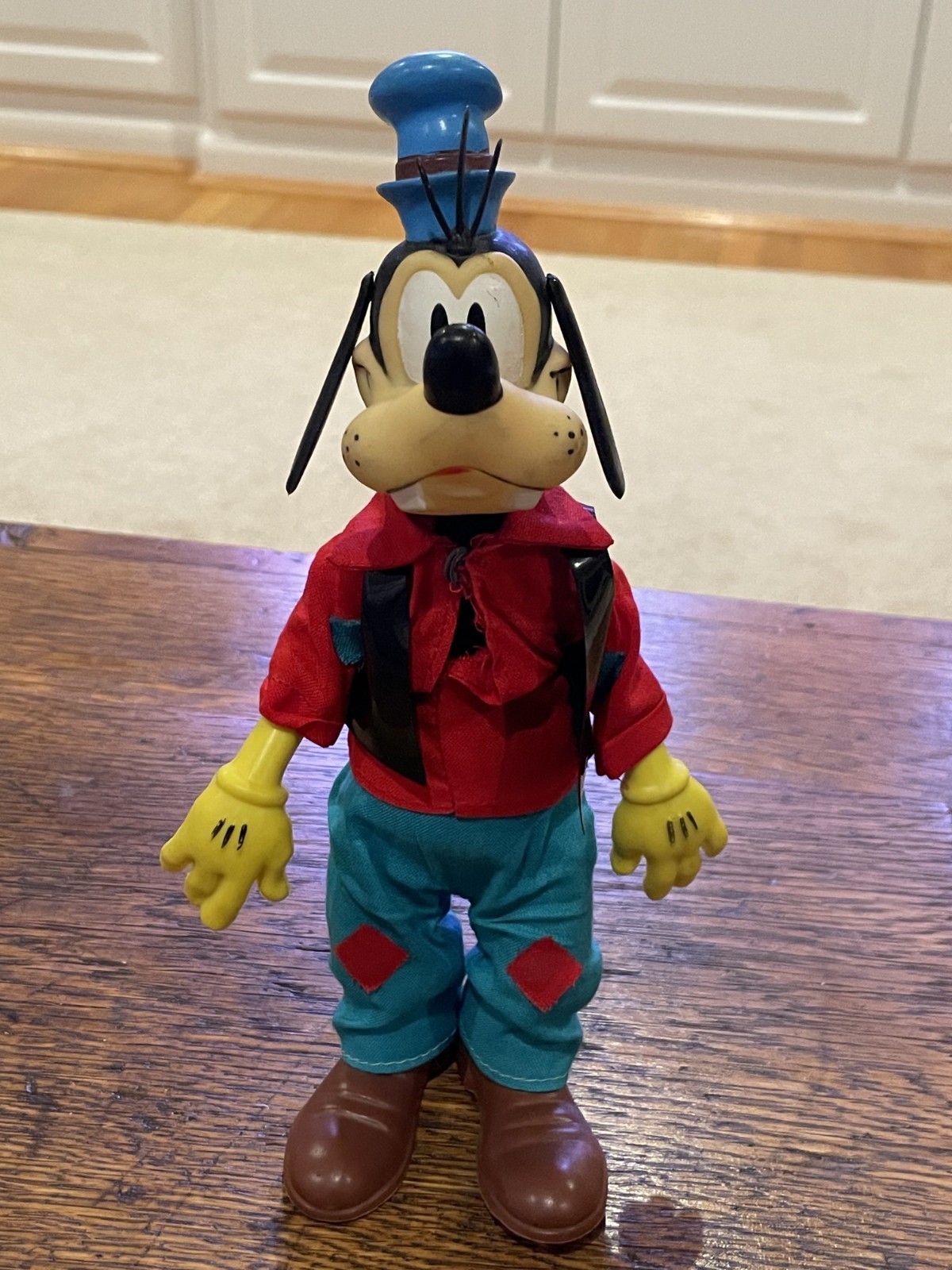 9&Prime; VINTAGE 1960&rsquo;s DAKIN GOOFY WALT DISNEY JOINTED PLASTIC FIGURE