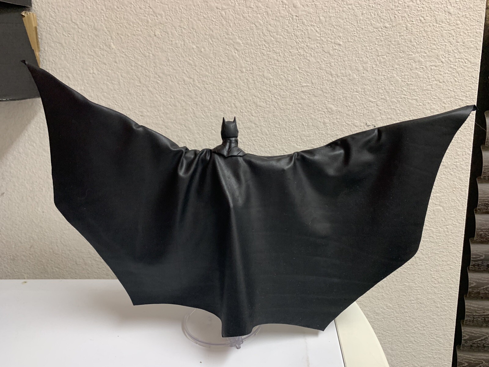 batman mezco one12 custom wired drape leather cape 1:12 NOT FIGURE