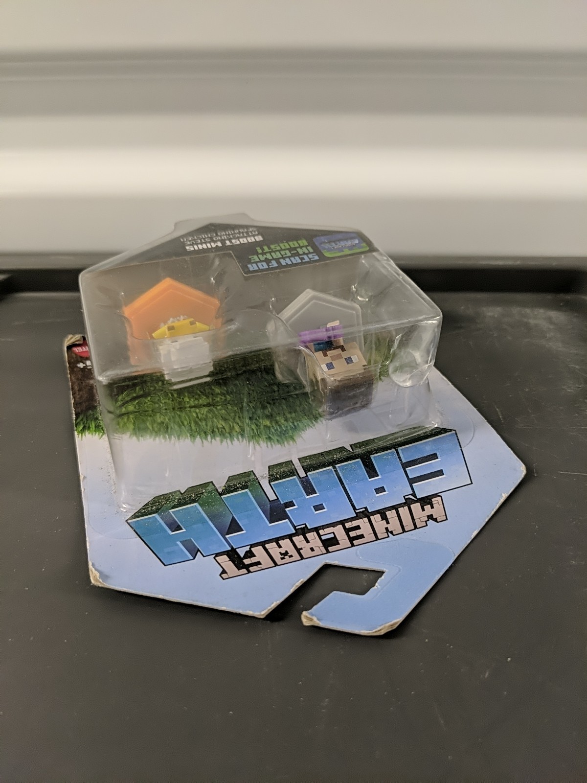 Minecraft Earth Boost Minis Attacking Steve Spawning Chicken/ 6 years and up NEW