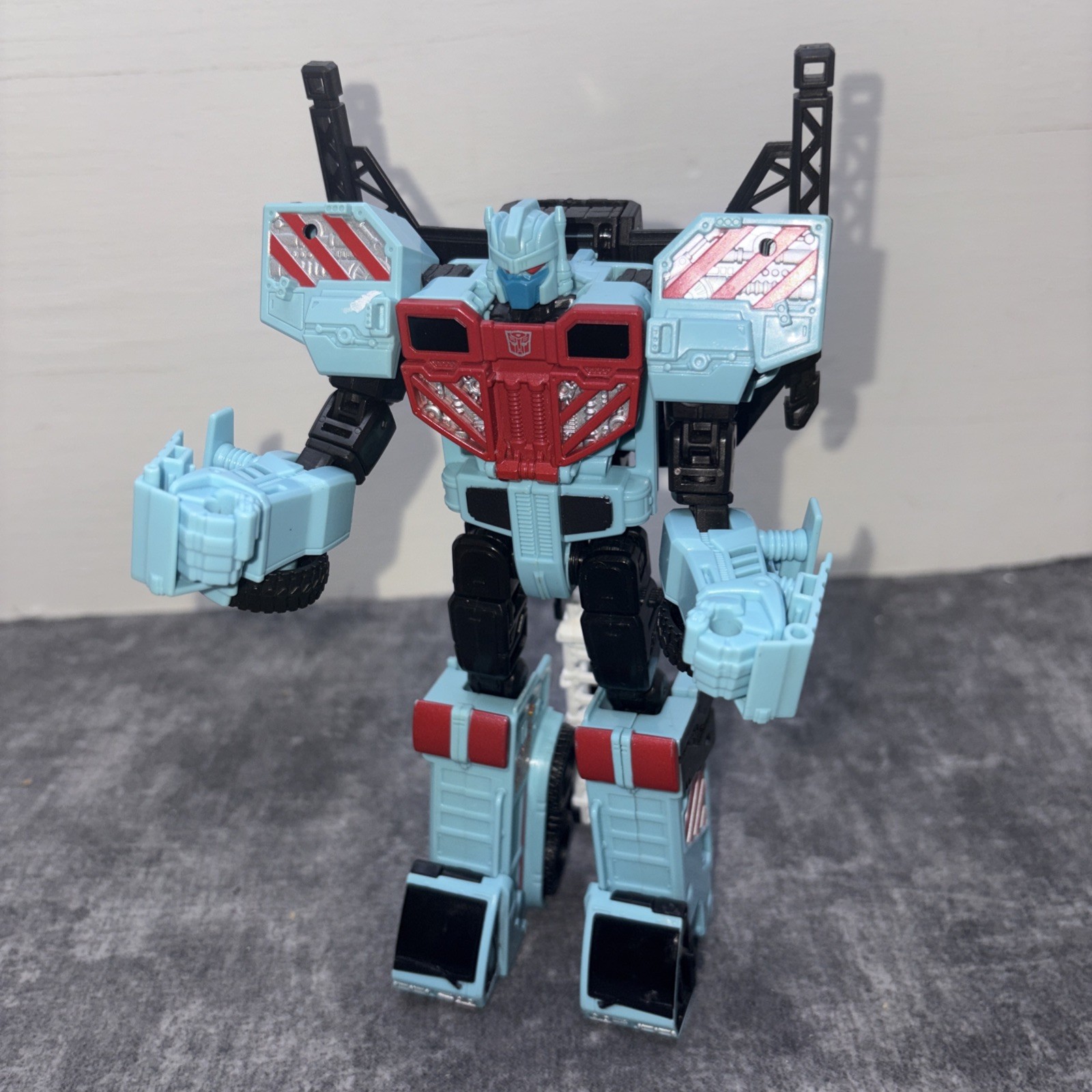 Transformers Generations: Combiner Wars – Protectobot HOT SPOT Incomplete
