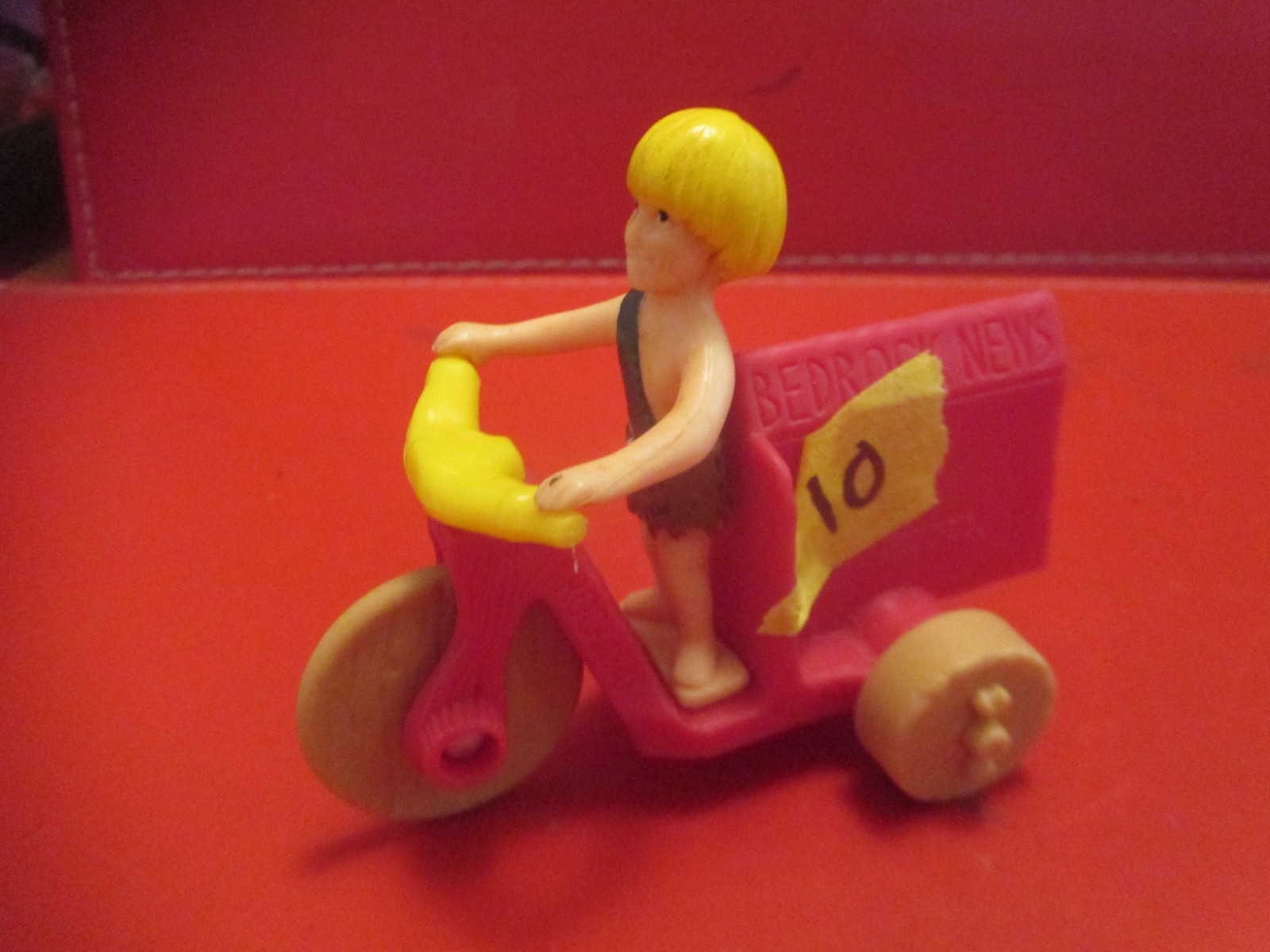 rare collectable figure toy FLinstones bam bam car maybe unsure