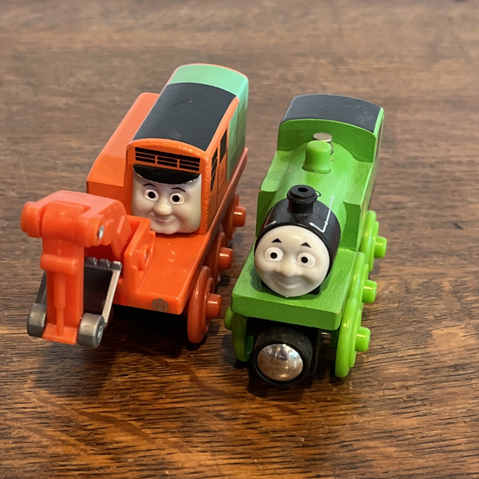 OLIVER & OLIVER THE EXCAVATOR 2012 Thomas & Friends Wooden Railway CDK37 Set