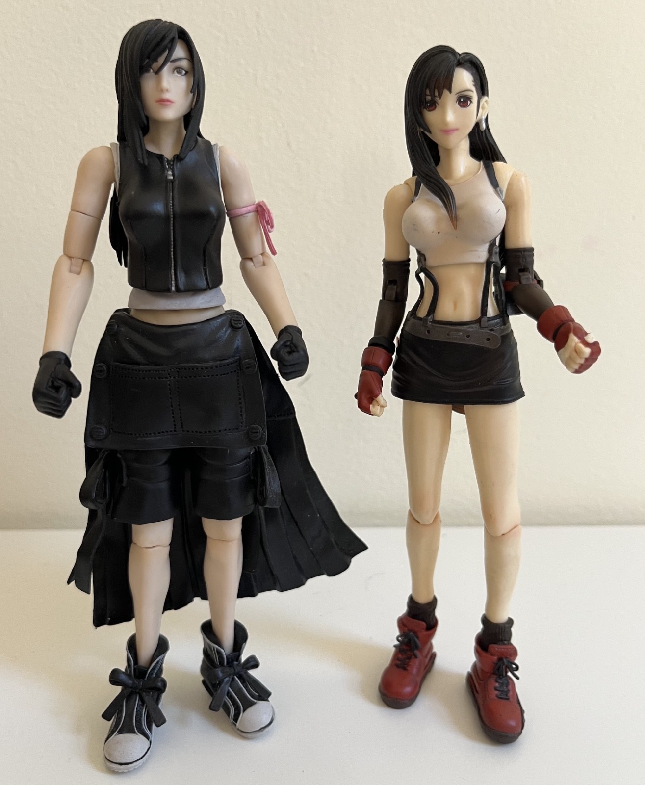 Play Arts Kai Figure Final Fantasy VII Tifa Lockheart 2 Figures