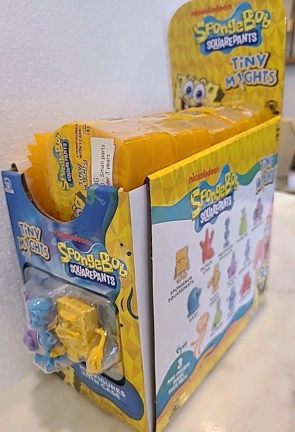 Retail Store Display SpongeBob Square Pants Sealed Tiny Mights Blind Box Figures