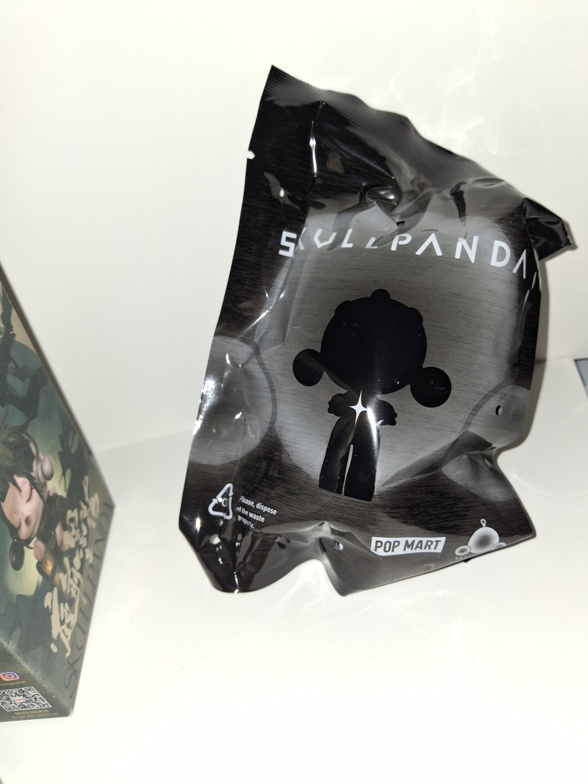 POP MART SKULLPANDA The Ink Plum Blossom Series Figure – The Root -sealed in bag