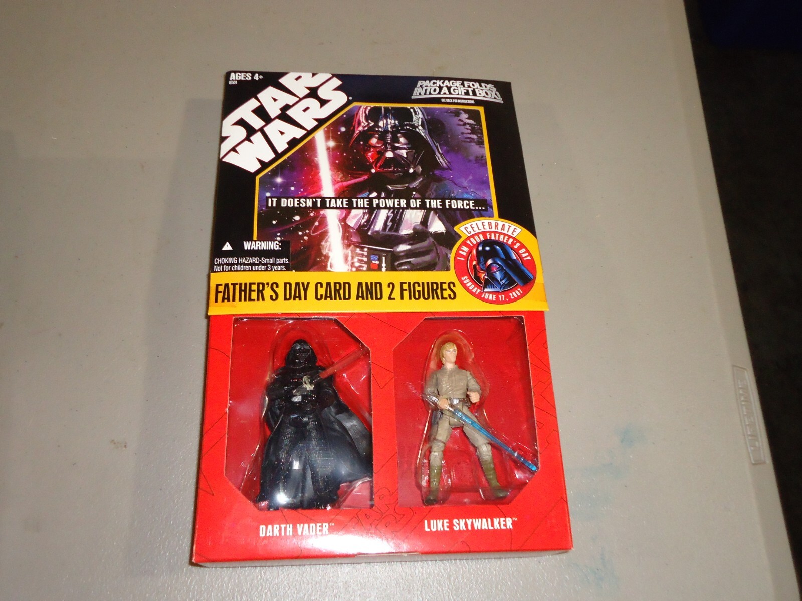 Star Wars Father’s Day Card + Luke & Darth Vader Figure Pack Hasbro 3.75” 2007