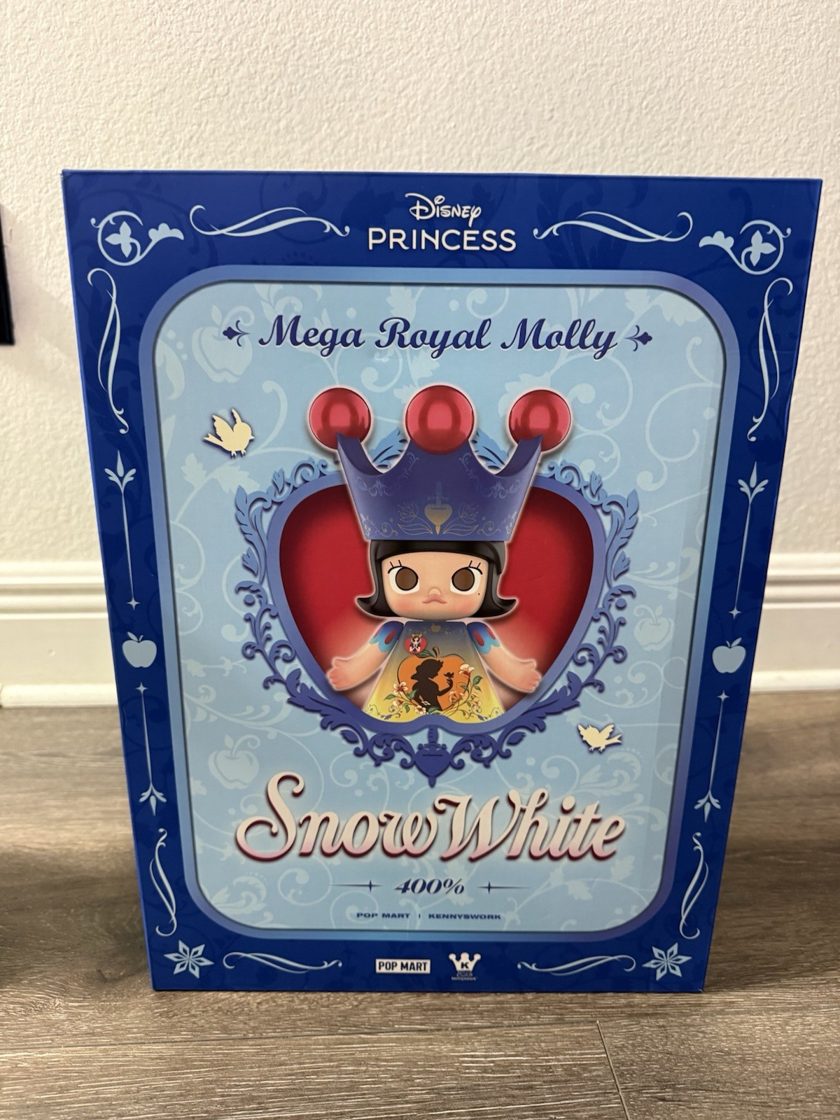 100% Authentic Pop Mart Mega Royal Molly 400% Snow White USA SELLER KENNYSWORK