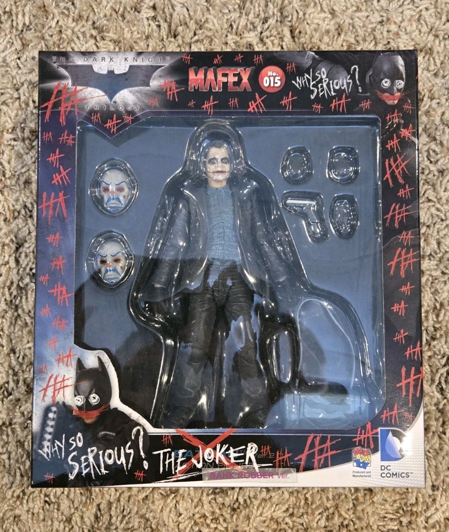 Medicom Toy MAFEX 015 The Dark Knight The Joker Bank Robber