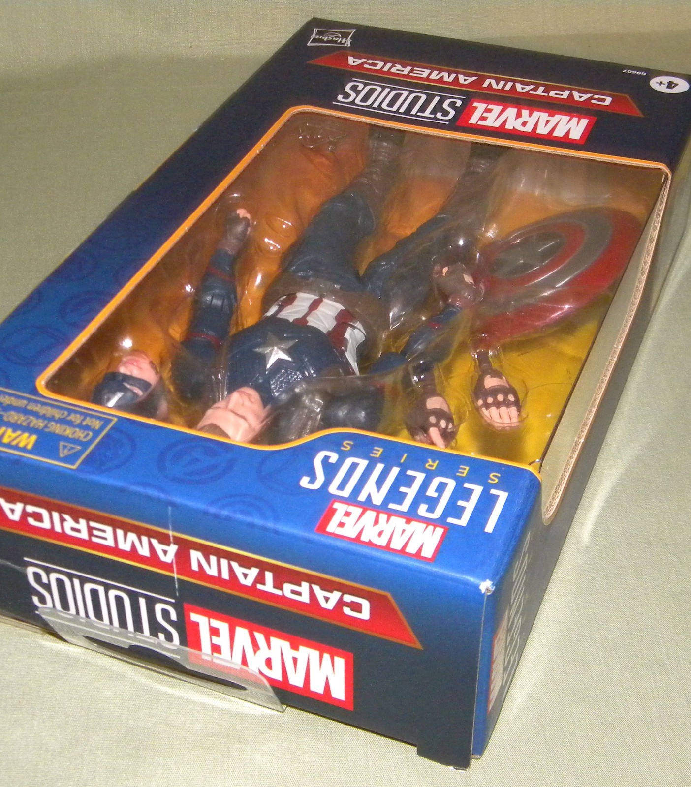 CAPTAIN AMERICA Marvel Legends Studio Avengers 6&Prime; Figure 2025 Chris Evans