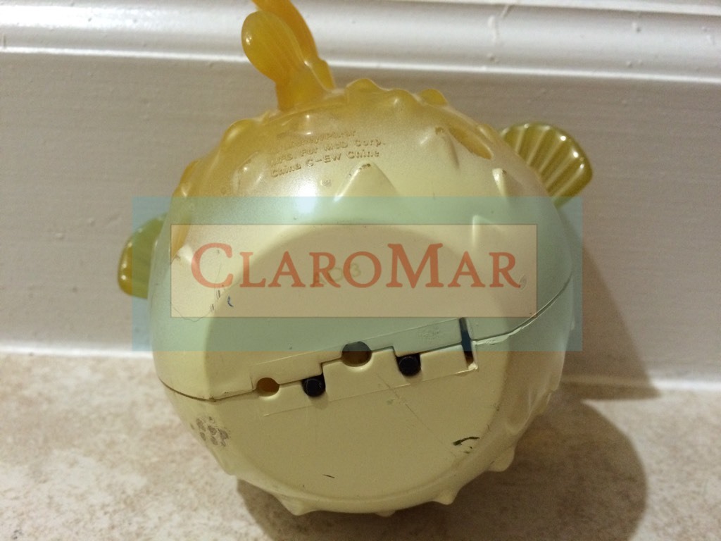 ☀️Disney Pixar FINDING NEMO Bloat Blowfish Figure Bath Toy McDonalds Cake Topper