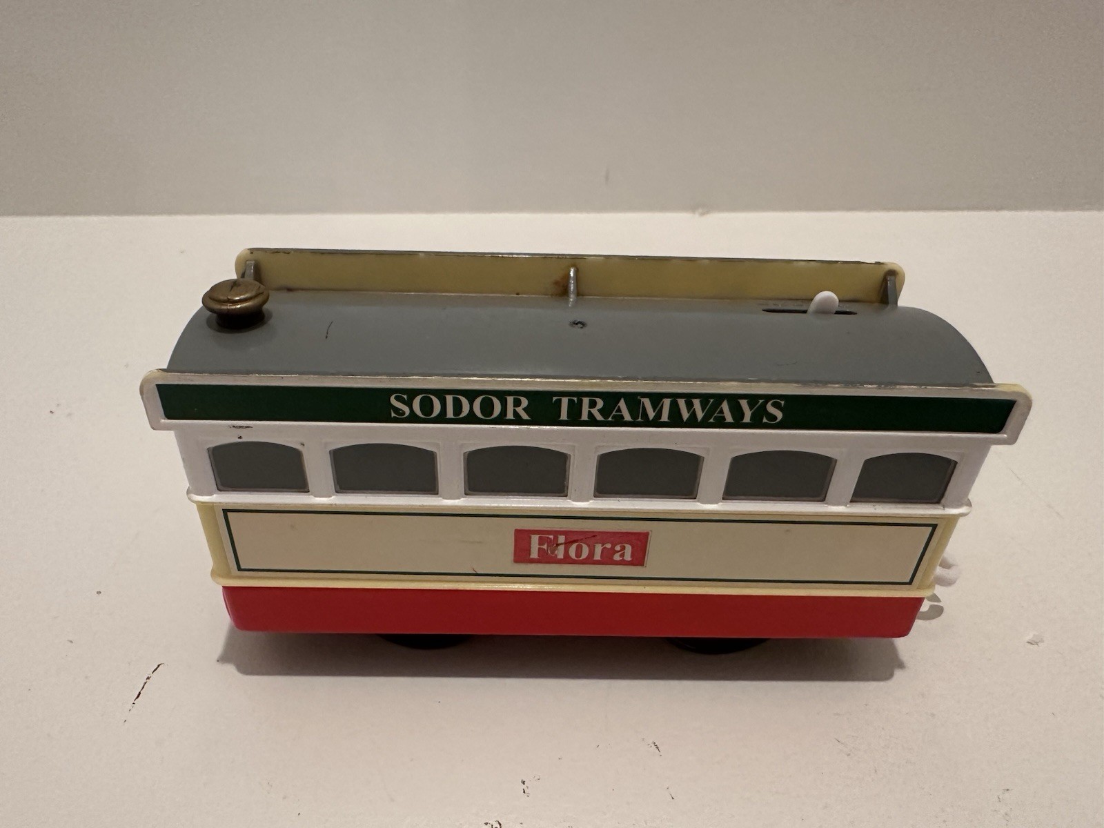 Thomas & Friends TrackMaster Flora Tray Sodor Tramways Motorized Train Engine