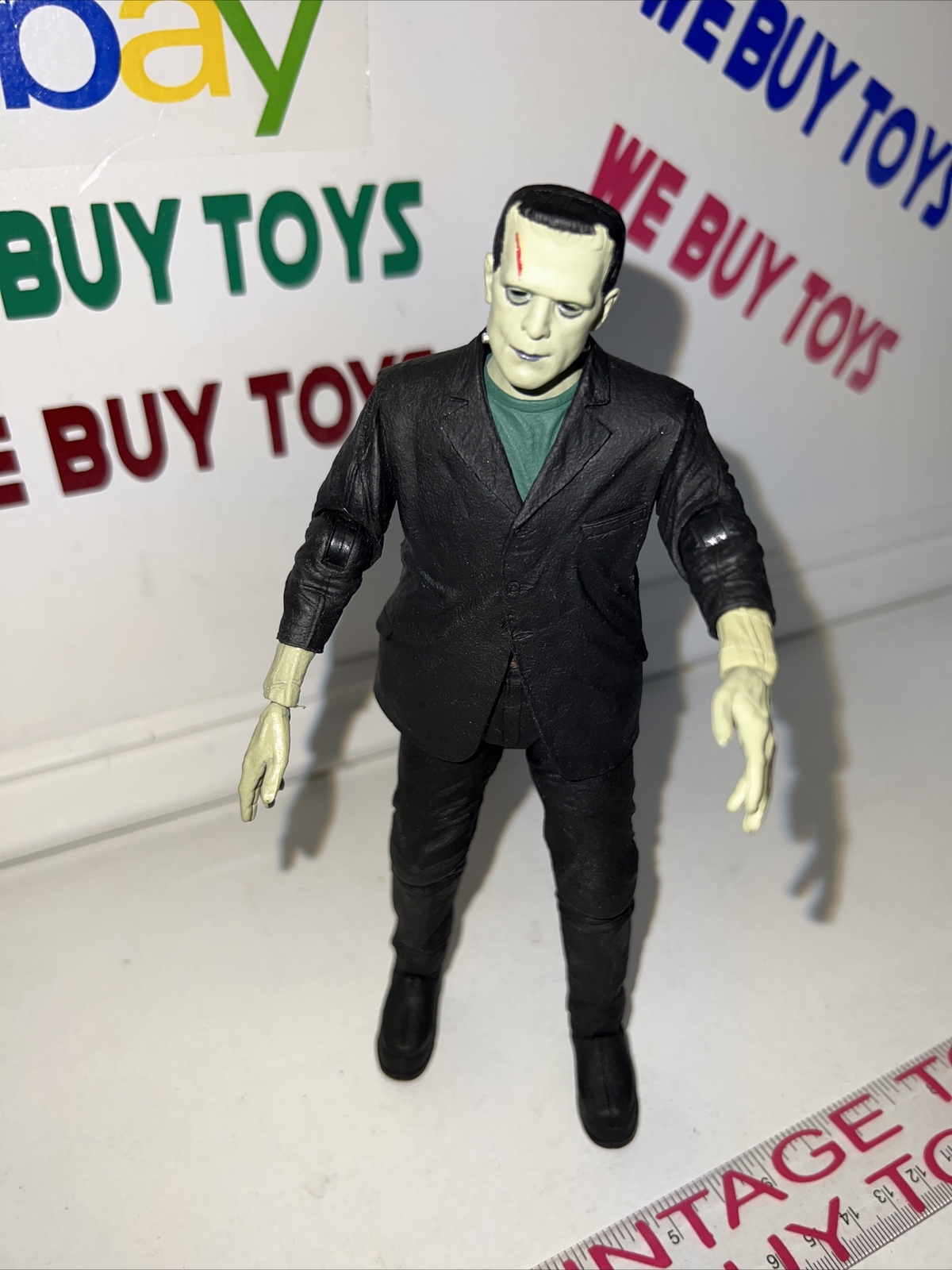 NECA Retro Universal Monsters Glow In The Dark Frankenstein Reel Toys 7” Inch