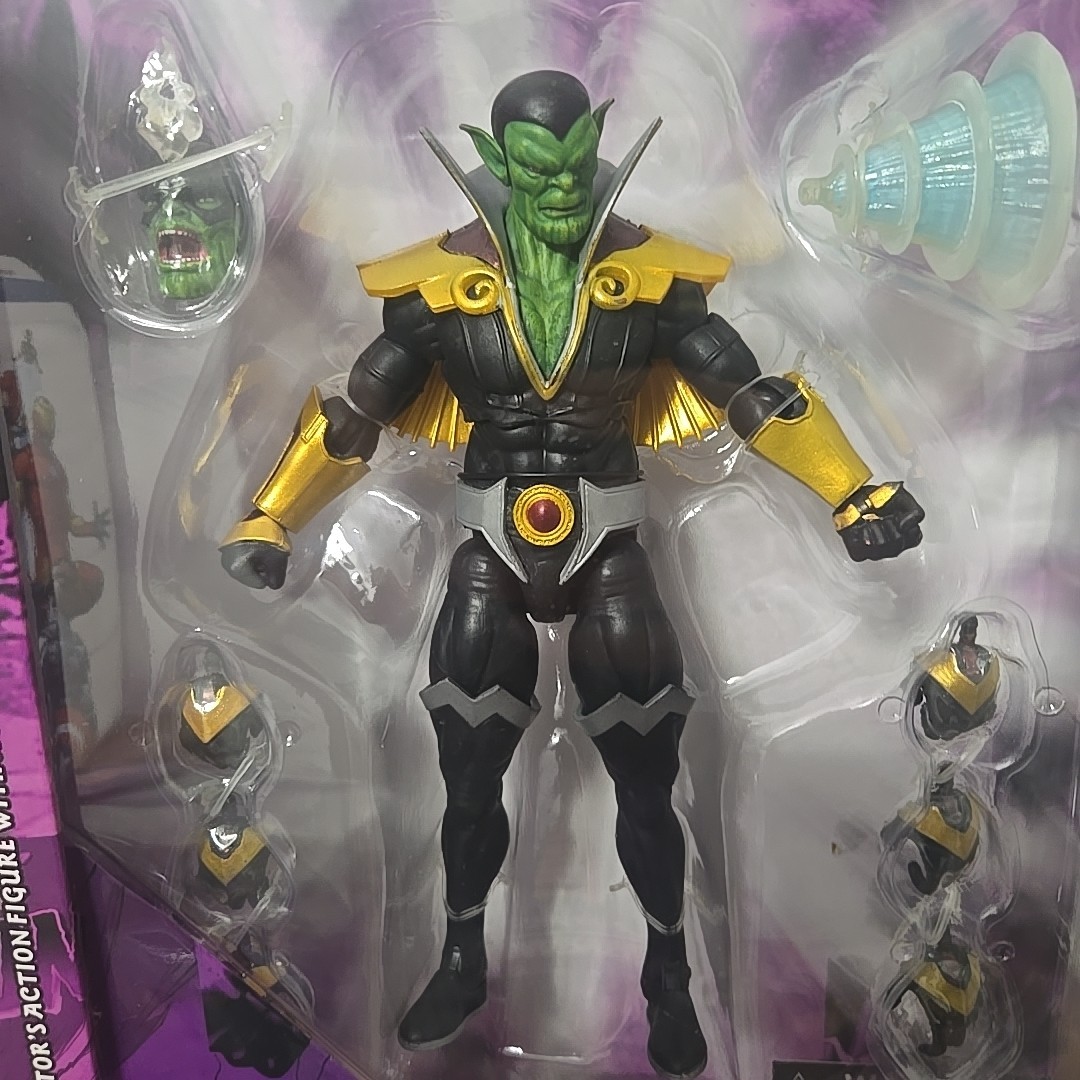 Marvel Select Super Skrull 8&Prime; Action Figure Marvel 2022 Diamond Select Disney