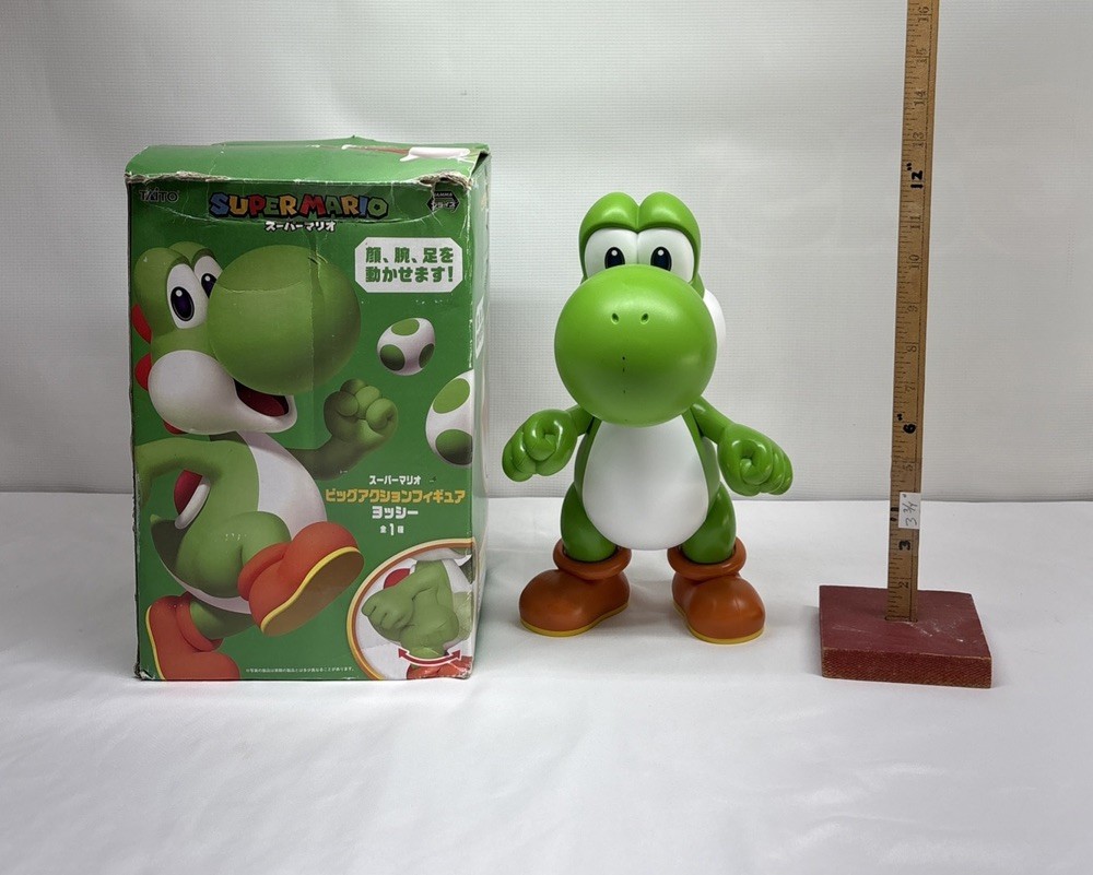 Super Mario Yoshi Figure 30cm 12&Prime; Large Statue With open box – read description