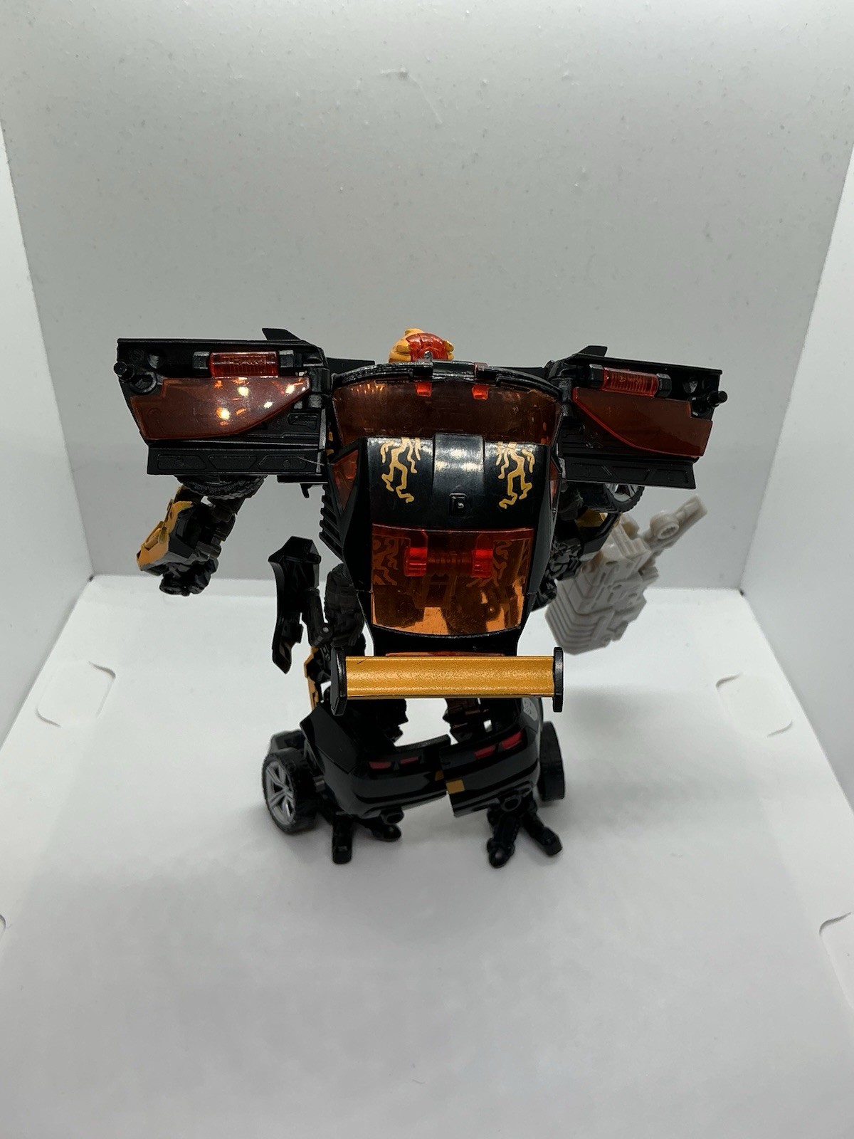 Hasbro Transformers Bumblebee Studio DOTM 100% Complete With Instructions