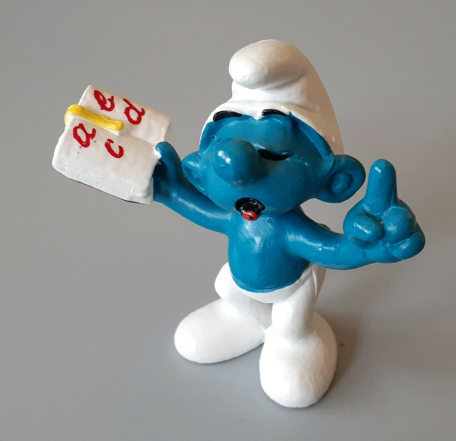 Vintage 1980 TEACHER SMURF with Brown Book, red letters-Peyo Schleich, Hong Kong