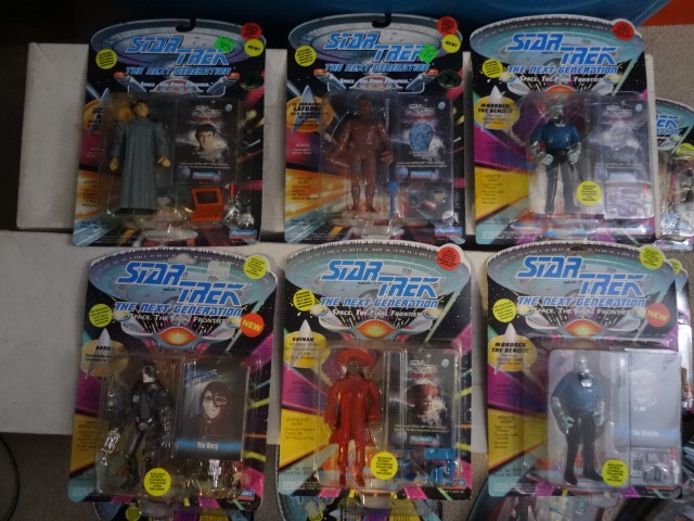 STAR TREK TNG THE NEXT GENERATION ACTION FIGURE LOT OF 4 YOU PICK ! SEE DETAILS