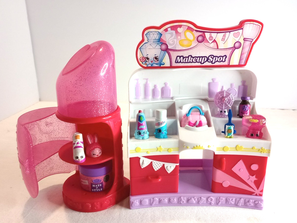 Shopkins Fashion Spree Makeup Spot Playset Accessories & Shopkins