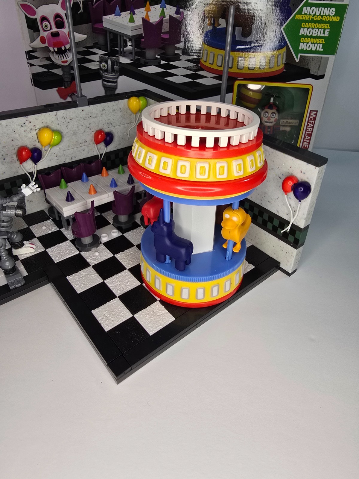 MCFARLANE Five Nights At Freddy&rsquo;s Construction Set #12696 GAME AREA complete