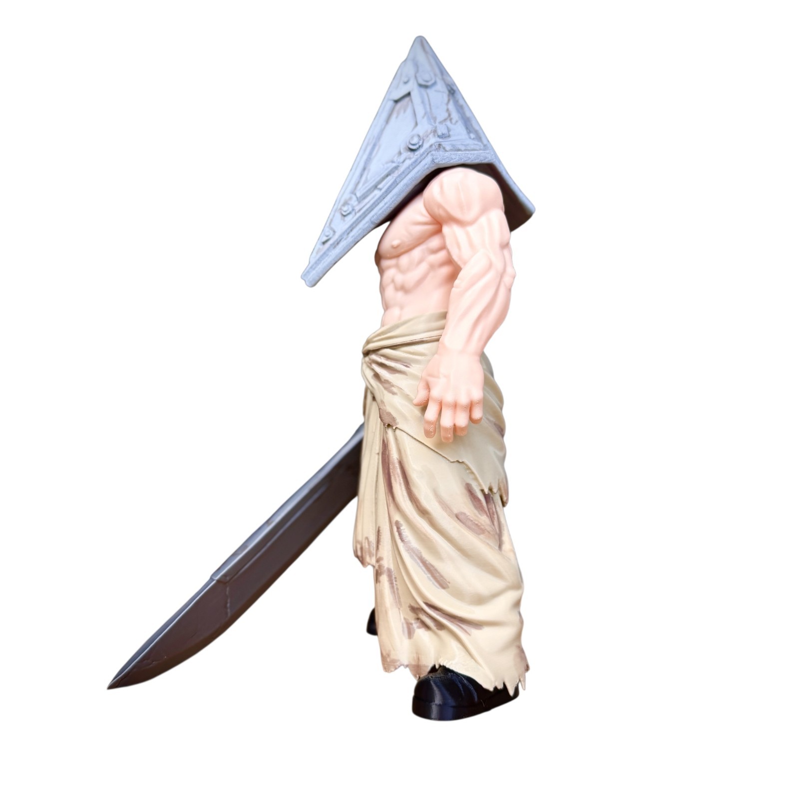Silent Hill Pyramid Head Plastic Action Figure w Sword Beige/Gray/Black 3D print