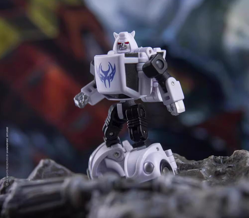 Dr Wu DW-E34M Wasp Bee DW-E35S Wingman Cyclonus Action Figure toy in stock