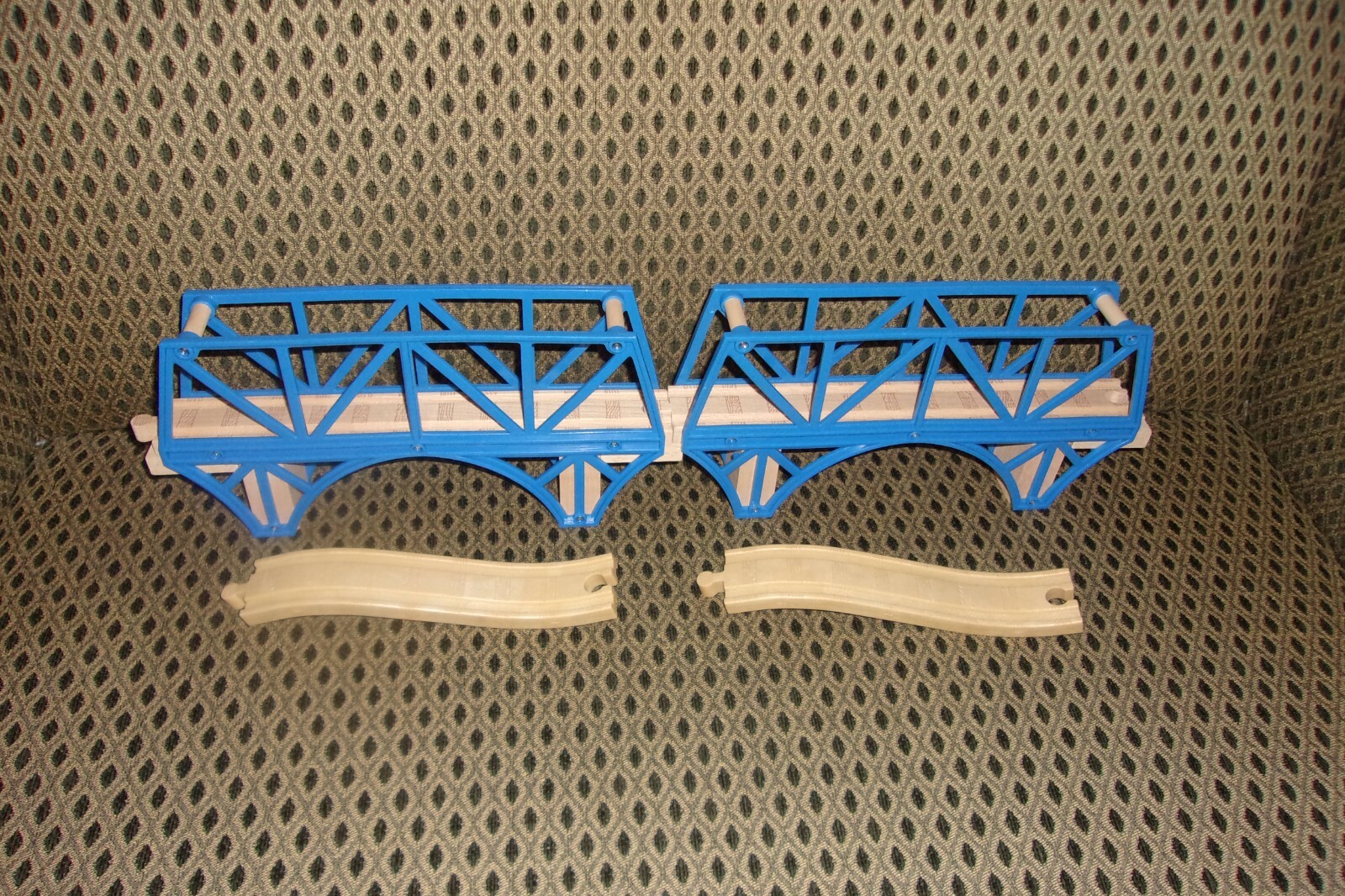 Wooden Thomas Train Set Sodor Bay Bridge Track Supports Risers Learning Curve