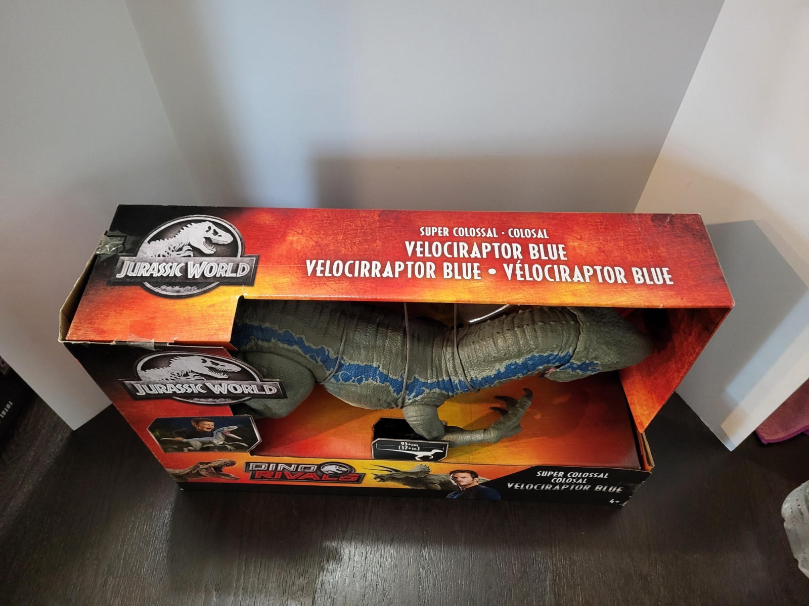 Velociraptor Blue Super Colossal JURASSIC PARK WORLD Dino Rivals MIB NEW