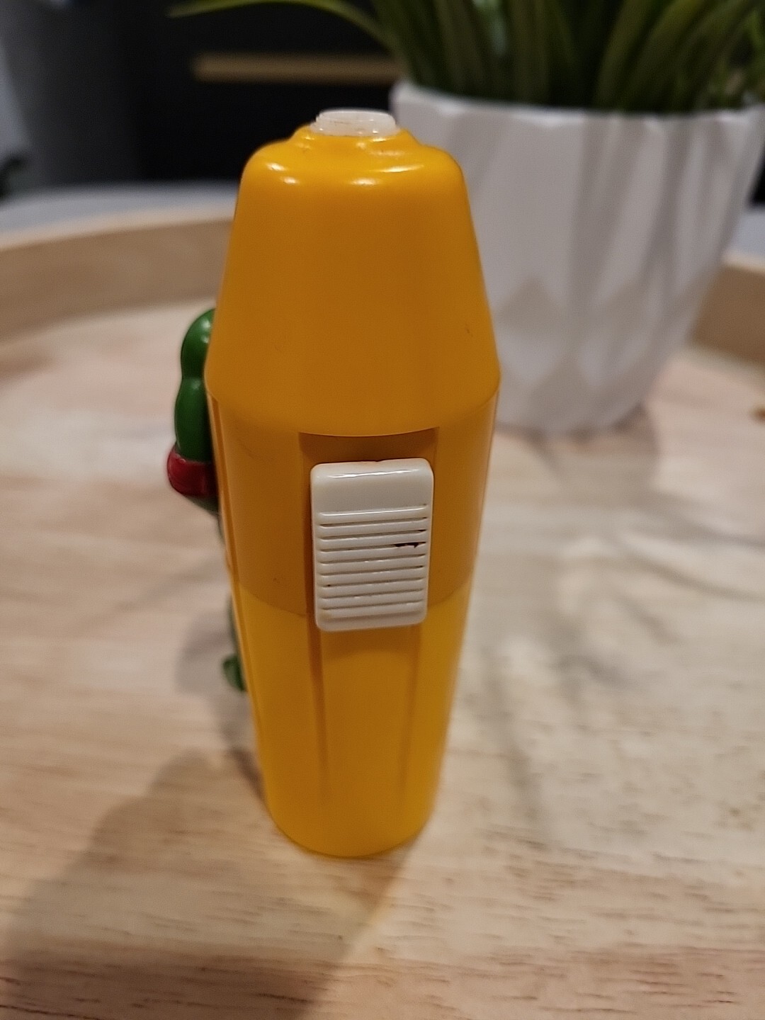RAPHAEL TMNT Battery Powered Toothbrush From 1998, About 5 Inches Tall, Untested