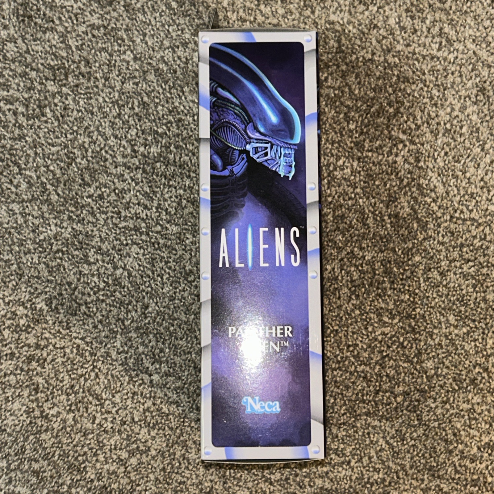 2020 NECA ALIENS Panther Alien w/Magnetic Attack Parasite Action Figure NEW MINT