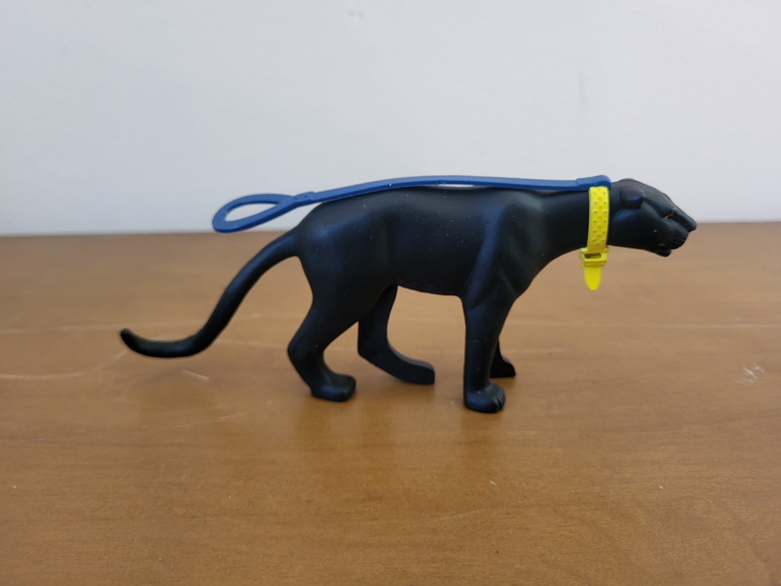 PLAYING MANTIs CAPTAIN KID ACTION Pet PANTHER KHEM with LEASH