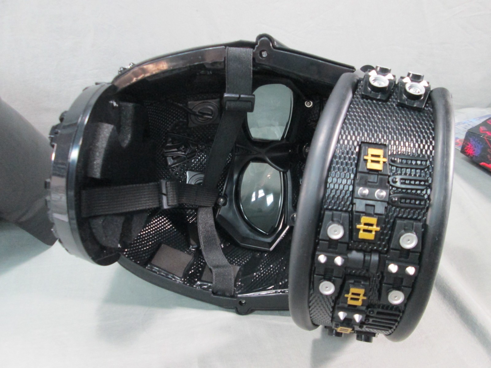 Star Wars Darth Vader PREMIUM ELECTRONIC HELMET Prop Replica Black Series 2017