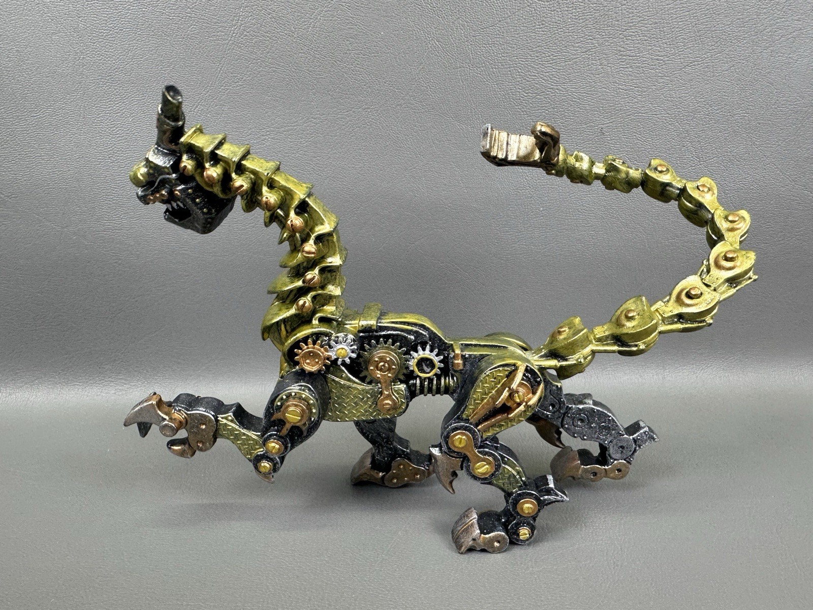 Safari LTD Steampunk Copper Clockwork Robot Dragon Figure 2019