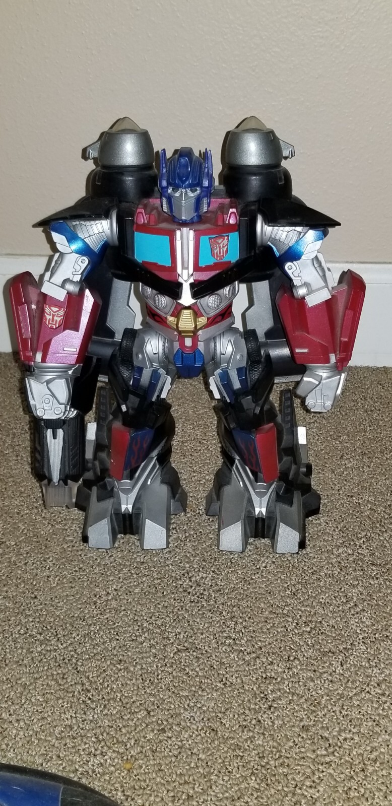 Transformers 12” Mega Power Bots Optimus Prime Hasbro 2008