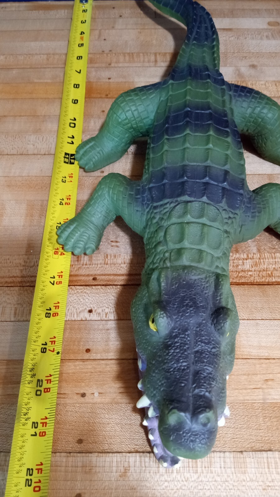 Lot Of Three Toy Crocodiles 1- 22&Prime;, 2- 12&Prime;