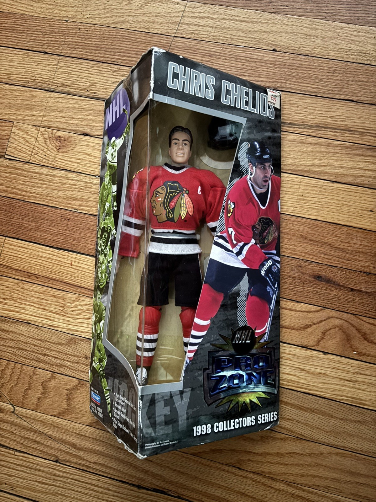1997 Playmate John Vanbiesbrouck & Chris Chelios sealed figures in box!!