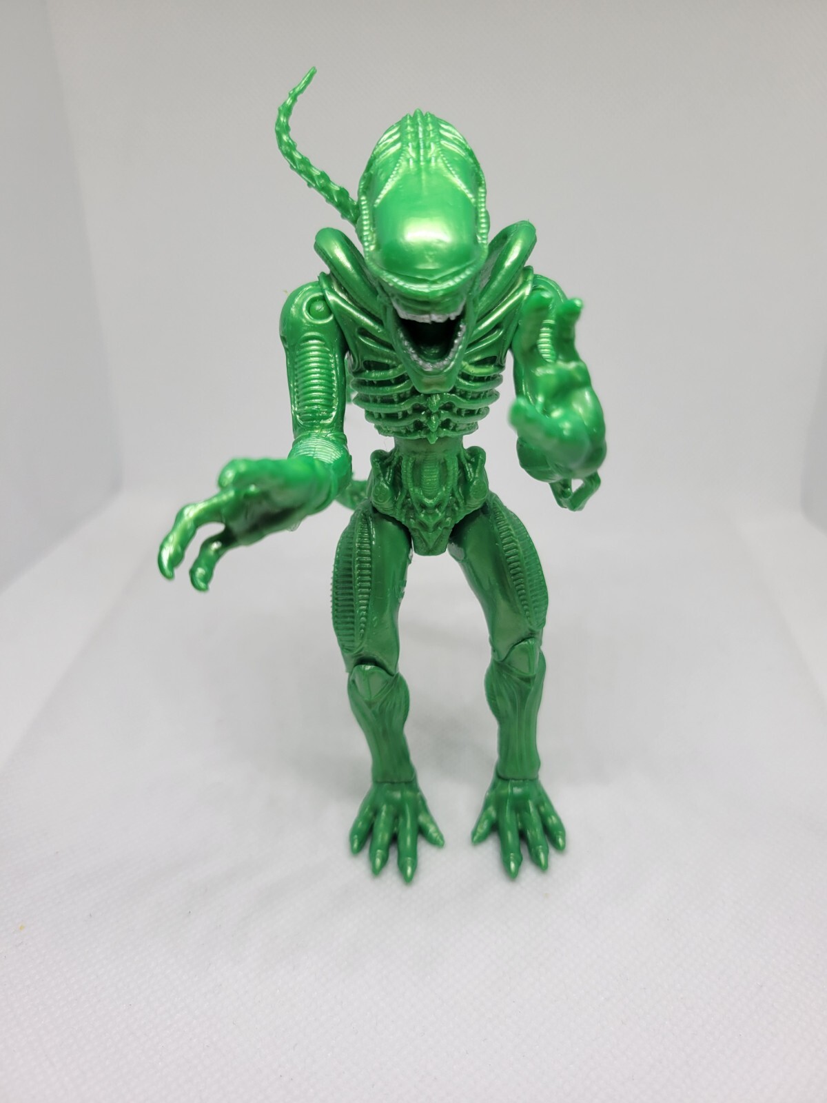 Alien Warrior &lsquo; Green &lsquo; Xenorph 2019 Century Fox Collection Action Figure