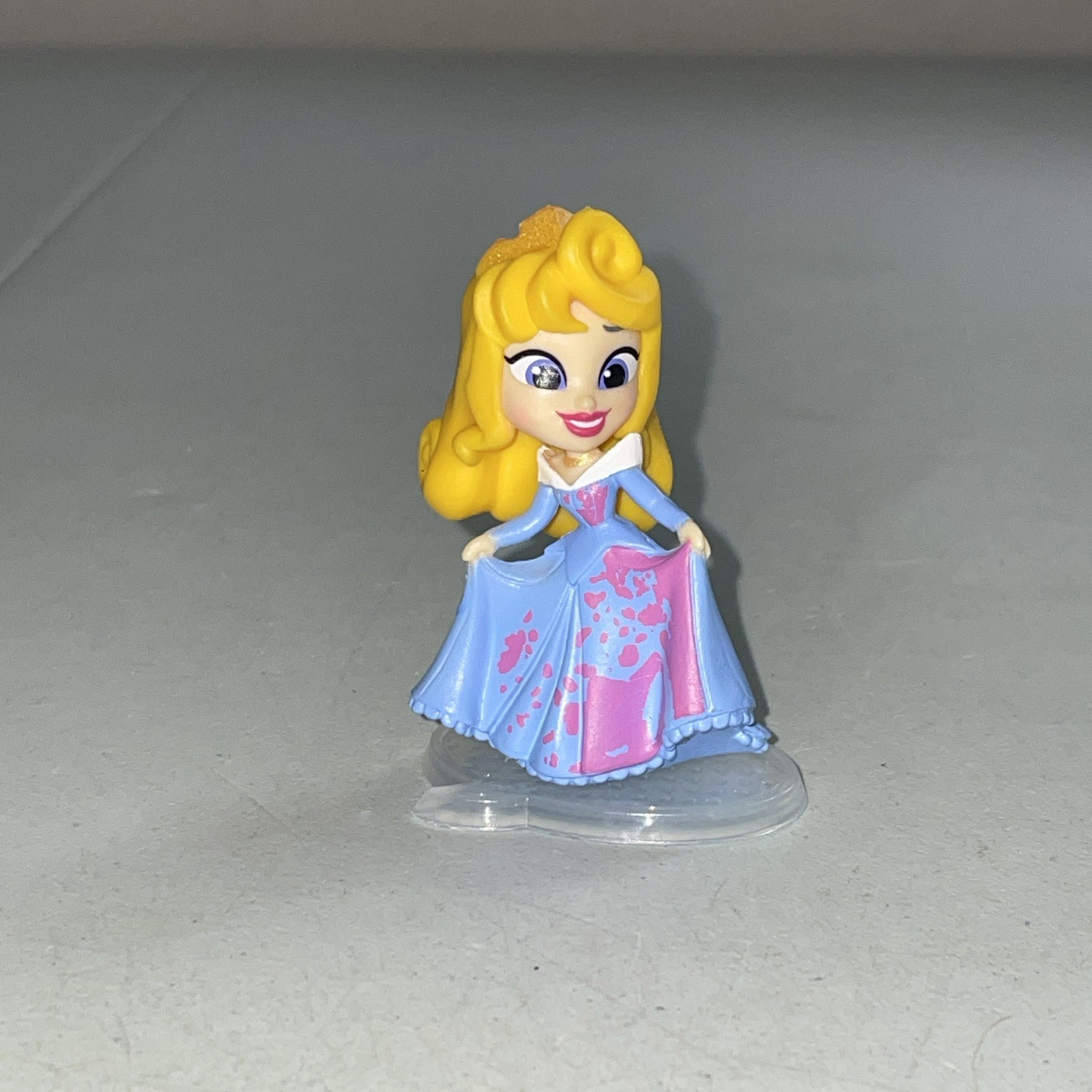 Disney Princess Comics Hasbro 2&Prime; Mini Figure w/ Base — Sleeping Beauty Aurora