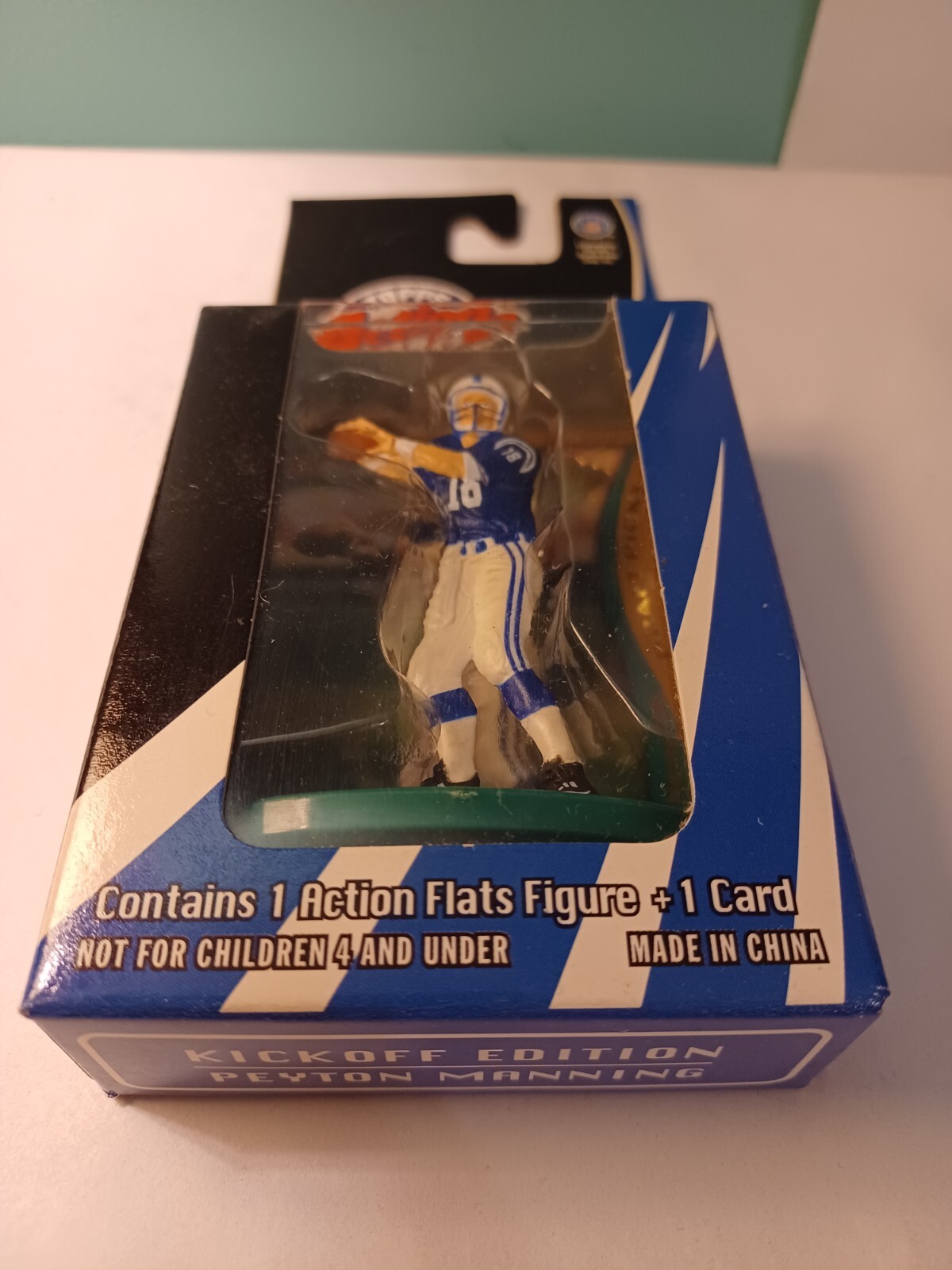 Topps Action Flats (Pair) 1998 Peyton Manning & 1999 Randy Moss (Unopened)