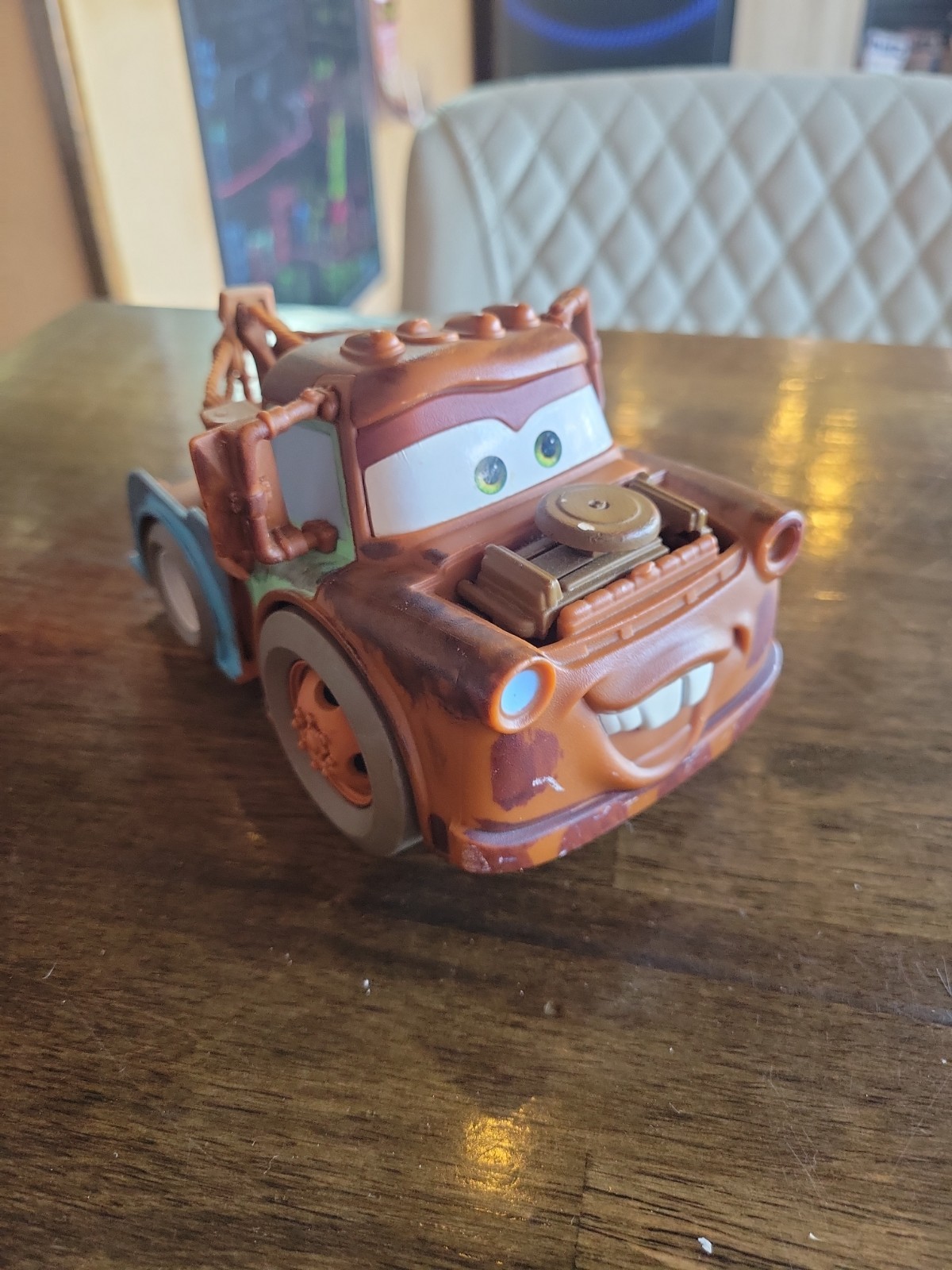 Mater Disney Pixar Cars Self Propelled Driving Tow Truck Push And Go 2
